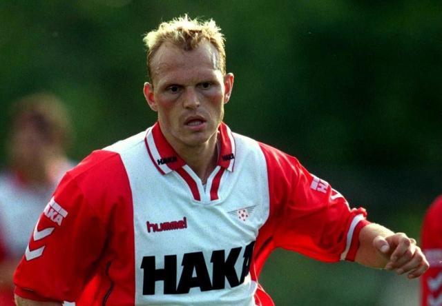 世俱杯投注-【人物】在梦剧场爆冷！特温特主帅是一个更好的光头